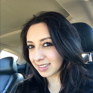 Meet your Posher, Nadia